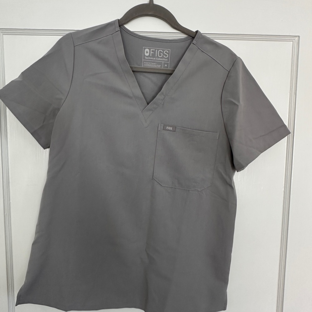 Figs Charcoal Scrub Top